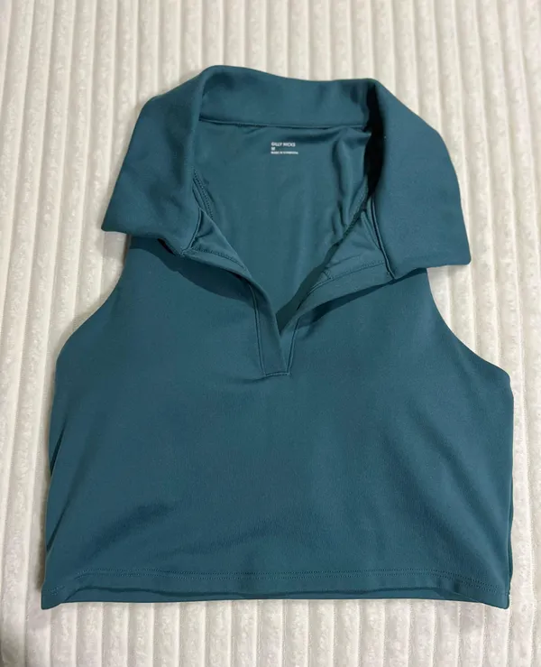 Gilly Hicks Go Recharge Polo Sports Bra Top Teal- Size Medium - Image 4