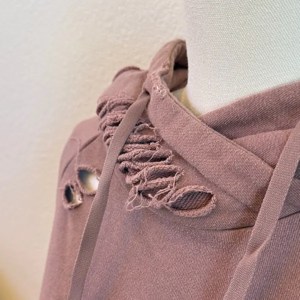 ALO Yoga | Distressed Mauve Hoodie | Sz S/M - Image 4