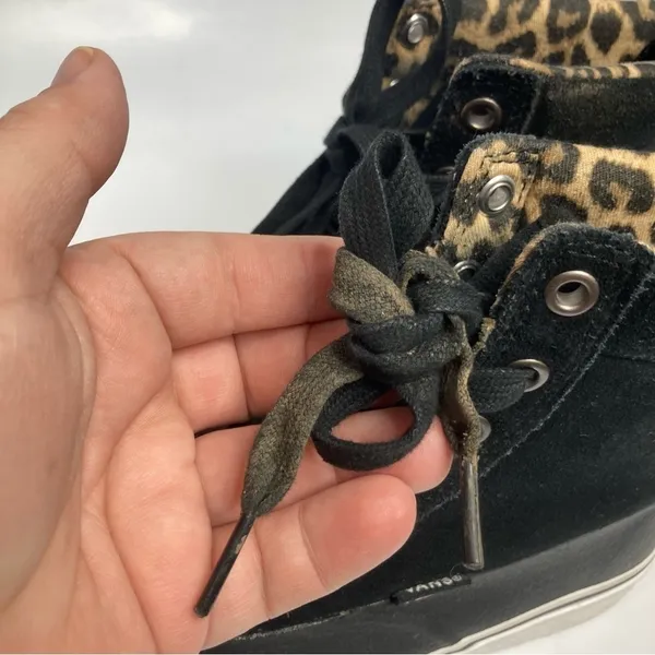Vans lace up boots size 6.5‎ - Image 5