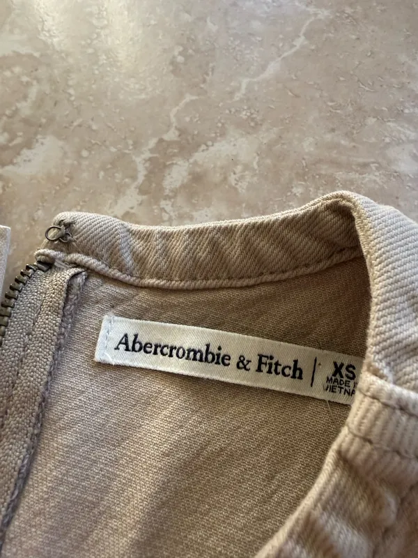 Abercrombie and fitch khaki denim top - Image 2