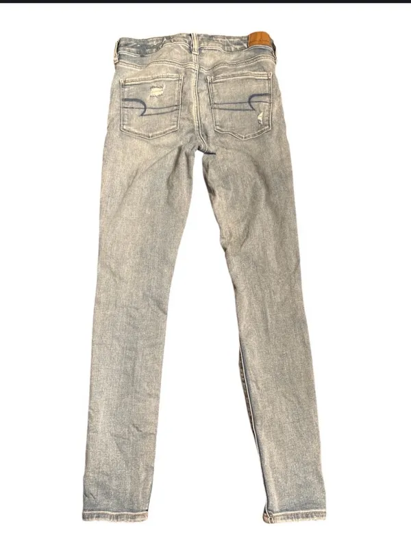 American Eagle Ne(x)t Level Stretch Distressed Skinny Jeans light wash Size 6 - Image 3