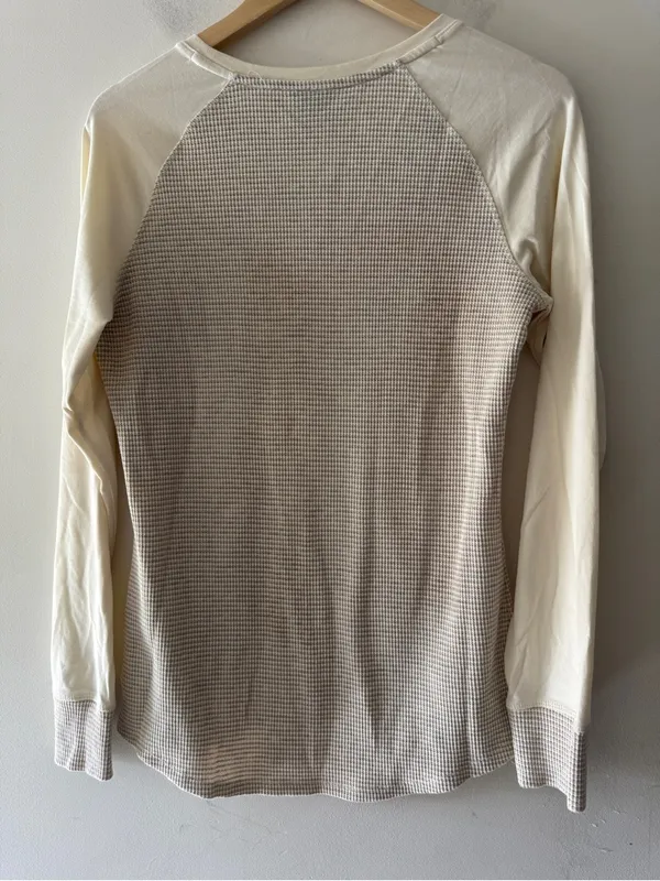 Columbia Cream and Gray Waffle Knit Thermal Long Sleeve Top‎ - Image 3