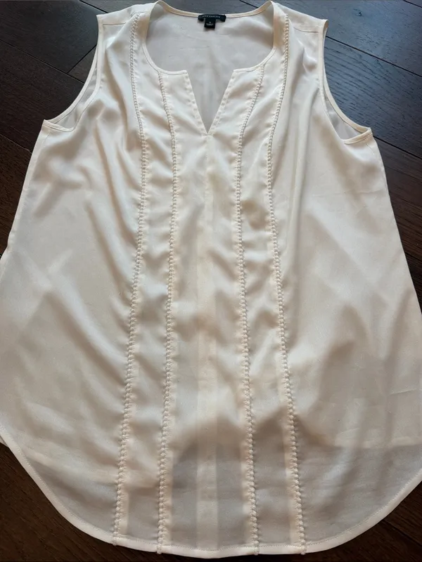 Ann Taylor Factory Cream Sleeveless V-Neck Textured Camisole - Small - C69-006 - Image 4
