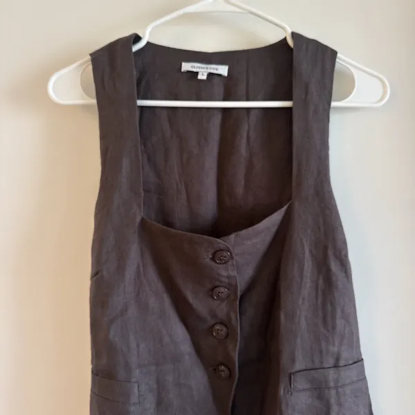 Olivaceous Brown Sleeveless Button-Down Top - Image 2