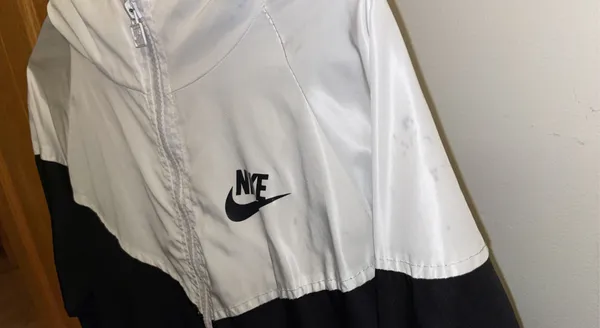 Nike Windbreaker Zip-Up - Image 5