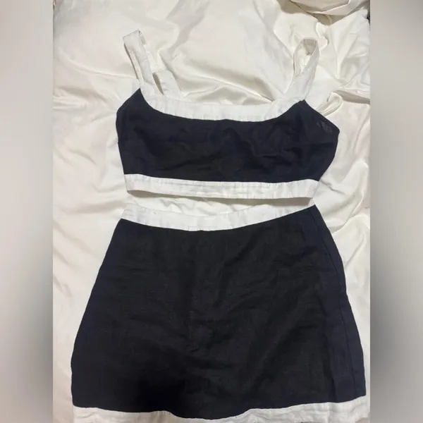 Reformation Robbie Linen Two Piece Set in Black & White - Image 3