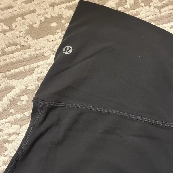 Lululemon Gray Align Leggings 25” Size 4 - Image 2