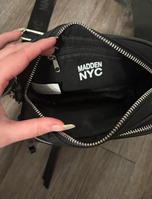 Steve Madden Crossbody Bag Black - Image 5