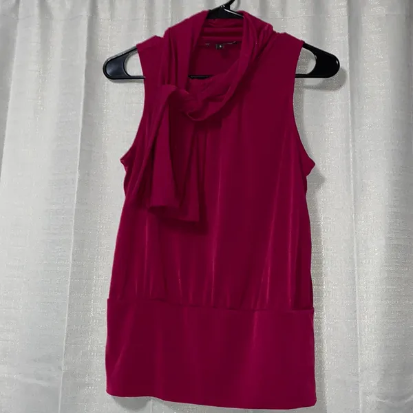 Express Magenta Side Front Tie Sleeveless Banded Waist Blouse - Image 2
