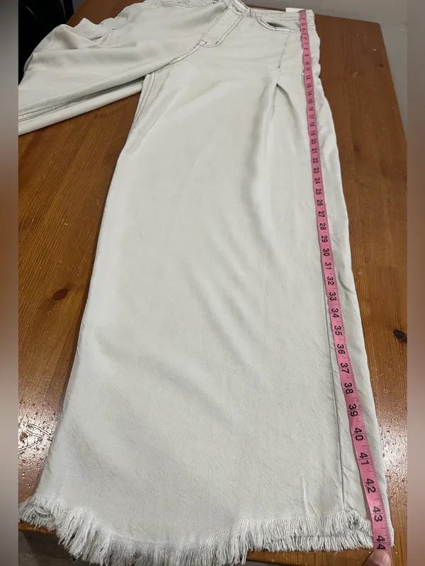 We The Free old west High Rise Slouchy Jean’s Wide Leg Jeans in Light Cream - Image 10