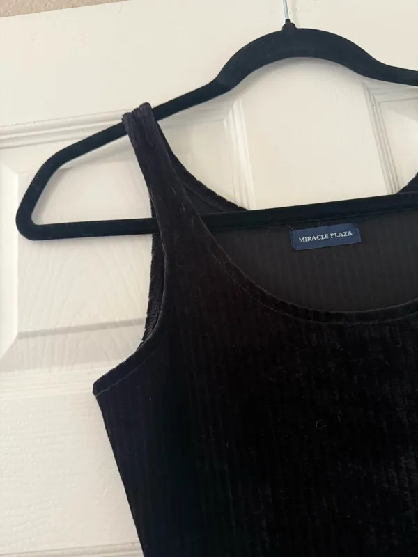 Vintage Miracle Plaza Black Velvet Dress - Image 2