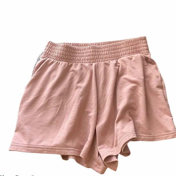 ✨ old navy active sweat shorts✨ - Image 3
