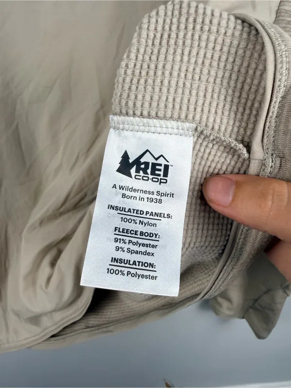 REI Co-op women’s tan waffle knit mock neck sweatshirt size medium - Image 4