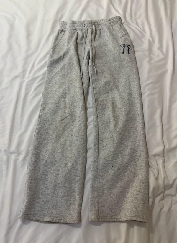 hollister bow wide leg sweatpants - Image 2