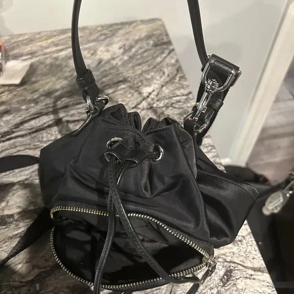 Tory Burch Black Logo Detail Bag - Image 9
