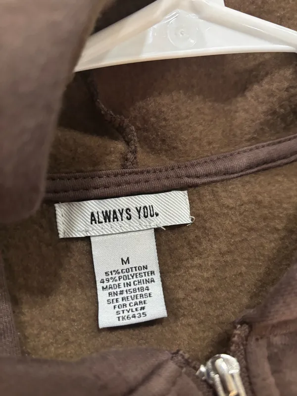 Zip-Up TJ Maxx - Image 3