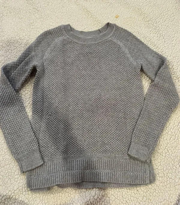 Old Navy Sweater - Image 2