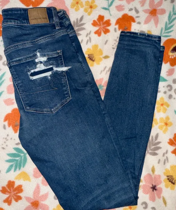 American Eagle Jeans - Image 2