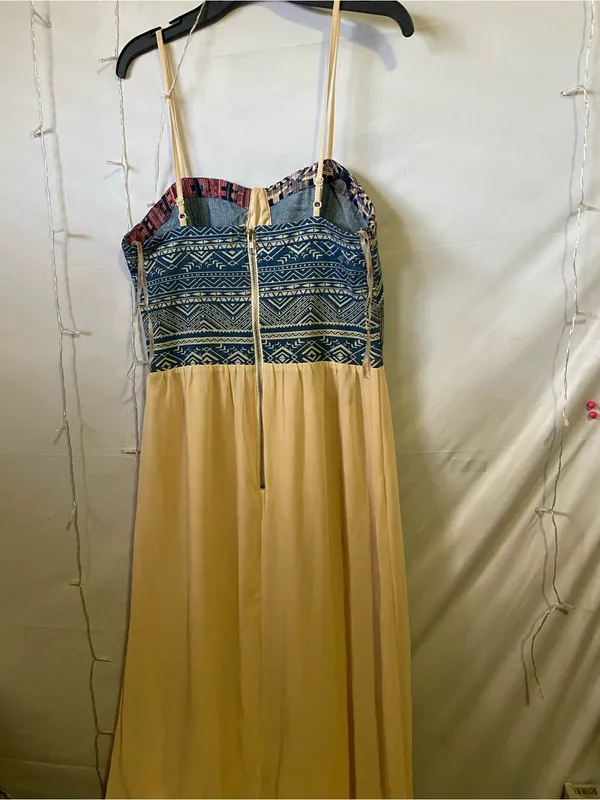 Bohemian Strapless Maxi Dress in Navy & Cream - Image 4