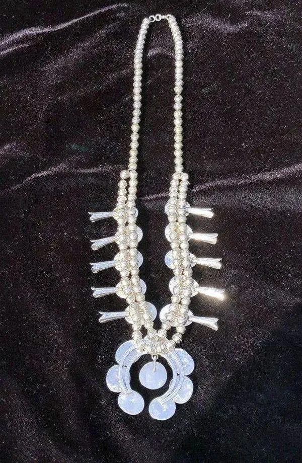 Vintage Sterling Silver Kingman Turquoise Squash Blossom Necklace Jewelry - Image 11