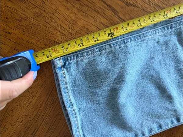 Old Navy Wow Boyfriend Jeans - Image 6