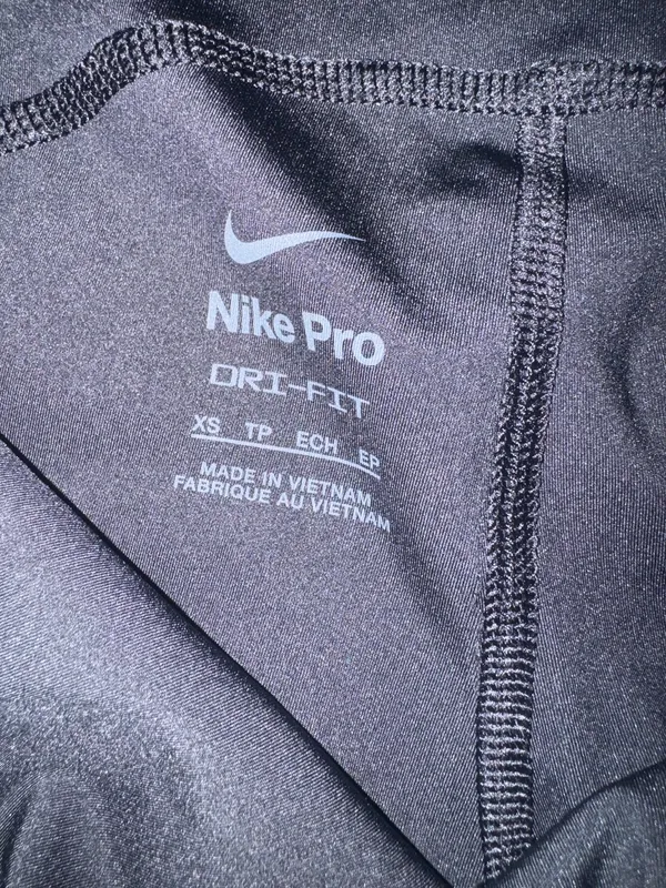 Nike pro shorts size xs - Image 3