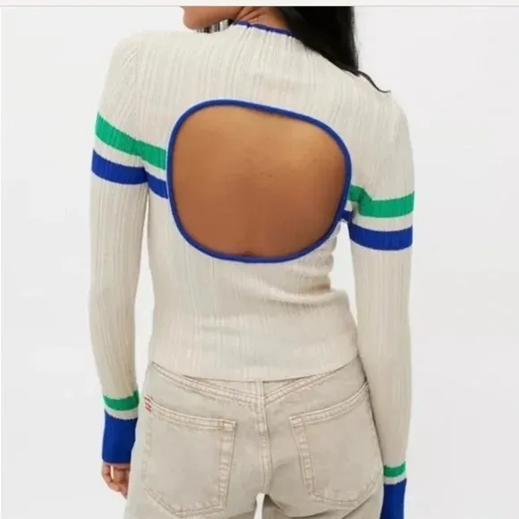 Urban Outfitters Mock Neck Top - Image 3
