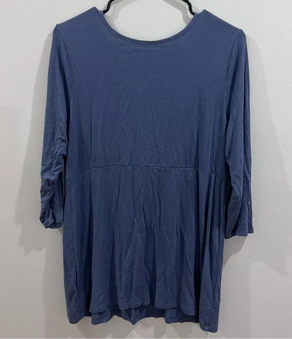 A:glow nursing maternity surplice top size XL - Image 3