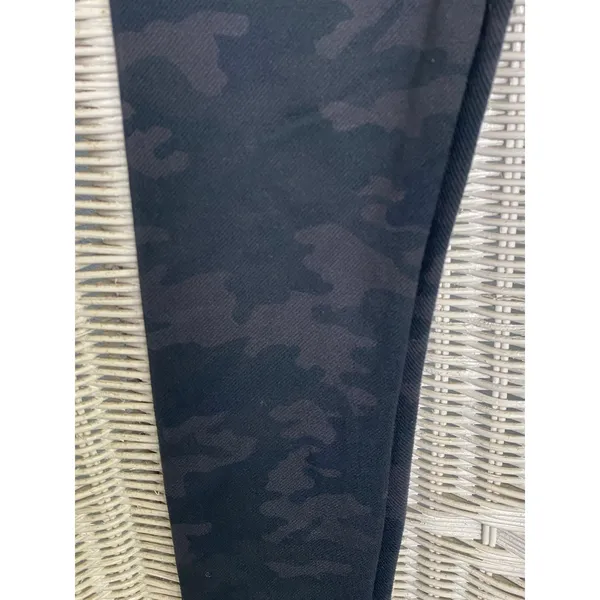 Spanx Look at Me‎ Now Seamless Leggings Camo High Rise Size M - Image 5