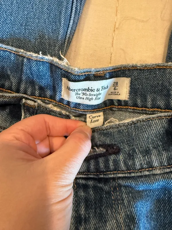 Abercrombie Curve Love Jeans - Image 2