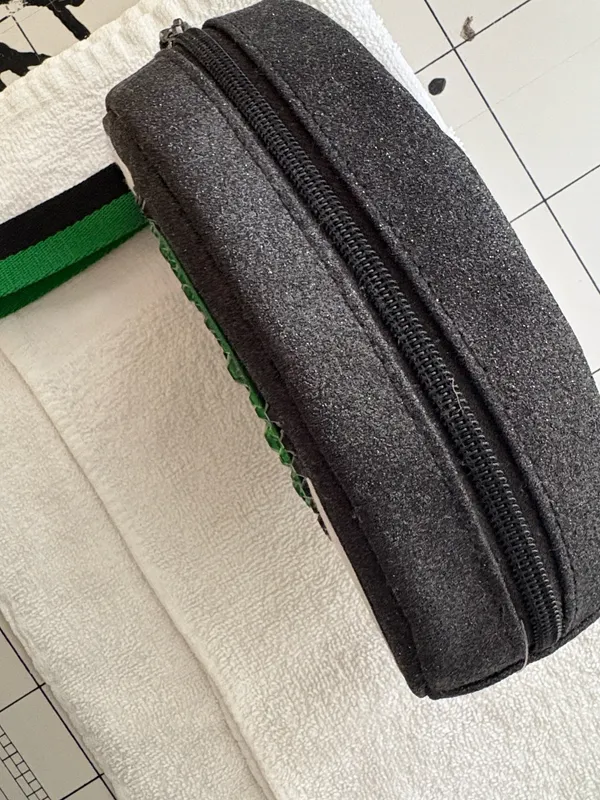Bath & Body Works Eye-Shaped Green & Black Wristlet Clutch Rhinestone NWT - Image 2