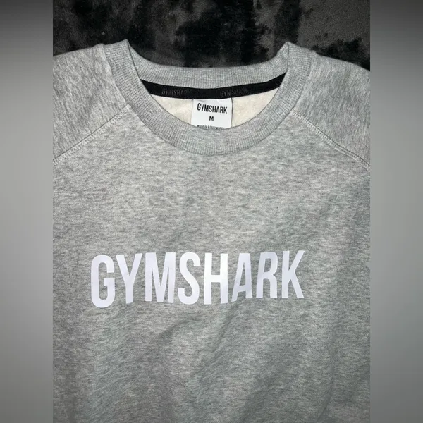 Gymshark Heather Gray Crewneck Sweatshirt Size Medium - Image 2