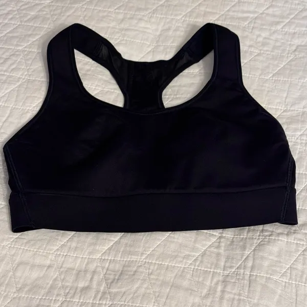Black Sports Bra‎ - Image 2