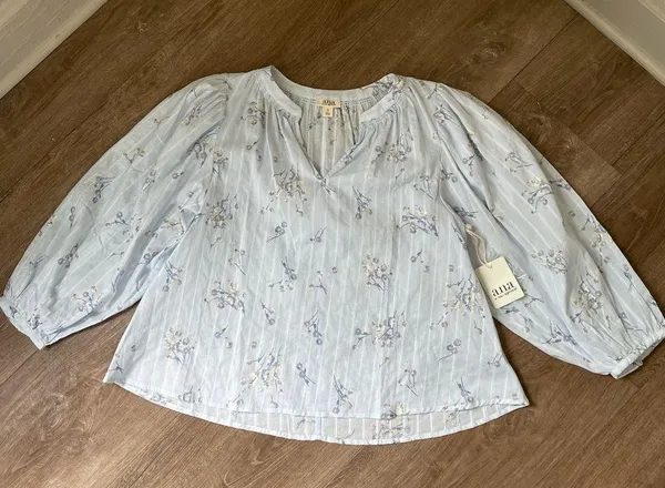 A.n.a. NWT Floral Puff Sleeve Blouse Top Romantic Blue Lavender Prairie ~ Size S - Image 3
