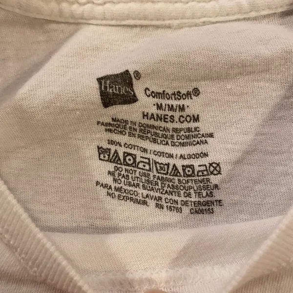 Hanes ‼️ White T-Shirt‼️ - Image 2