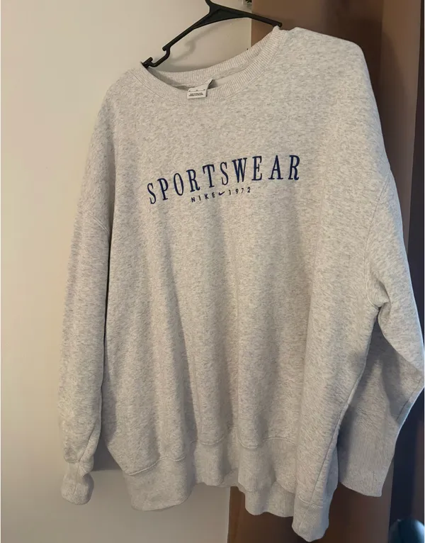 Nike Sportswear Phoenix Women’s Fleece - Image 2