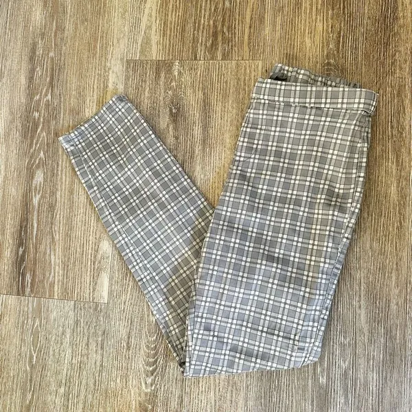 Uniqlo grey check  cropped drawstring pants - Image 11