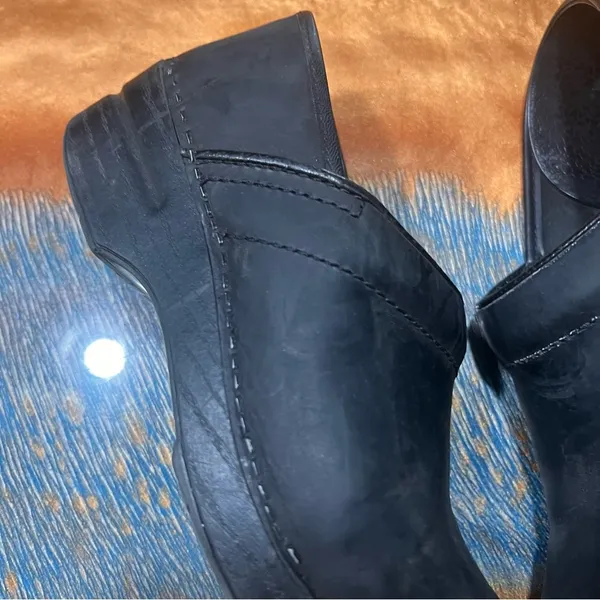 Black Leather Clogs size size 38 - Image 6