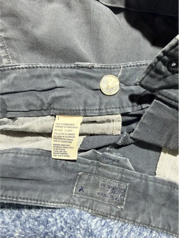 American Eagle Outfitters Gray Casual Shorts Size 2 - Image 4