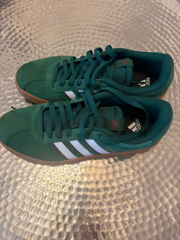 Adidas Men’s Sneakers - Image 4
