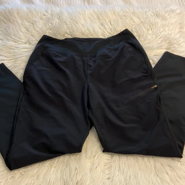 REI Co-op Wome pants size L excellent condition inseam 28” - Image 11