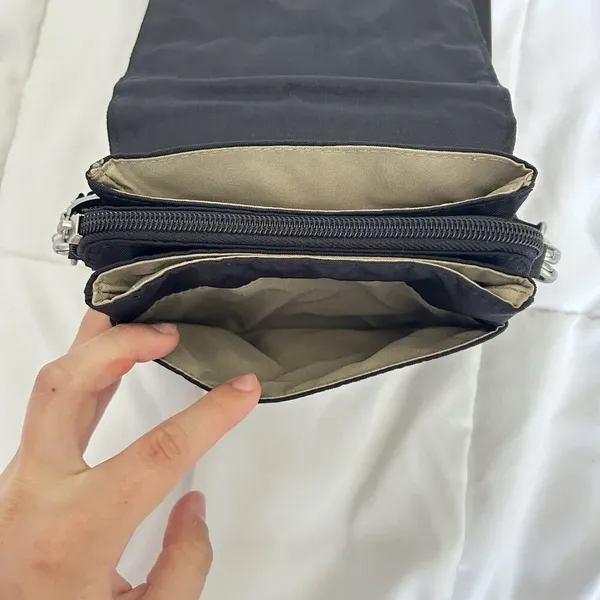 BAGGALLINI Black Water-Resistant‎ Nylon Lightweight Pocket Town Crossbody Bag - Image 6