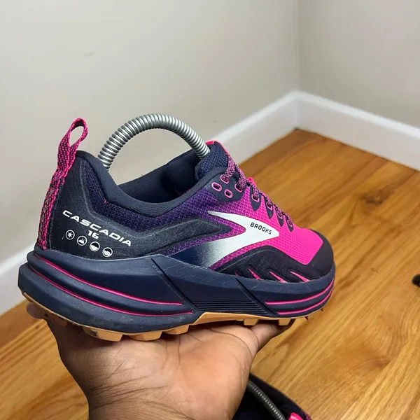 Brooks Cascadia 16 Pink Blue 1203631B425 Size 8W NO BOX - Image 13