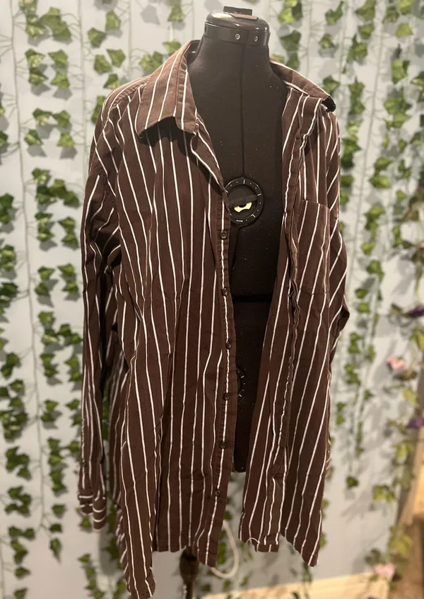 Men’s J. Ferrar Button Down - Image 2