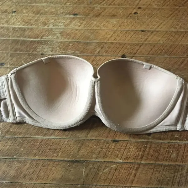 Victoria’s Secret nude lined strapless 34D bra - Image 2