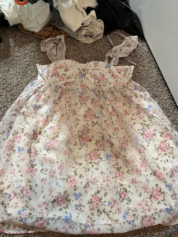 SHEIN dress - Image 2