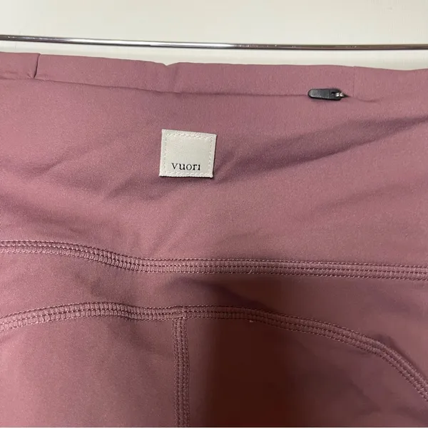 Vuori Women's Stride Legging in chest mid rise sz S - Image 7