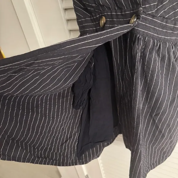 Elegant Navy Blue Striped Dress - Image 4