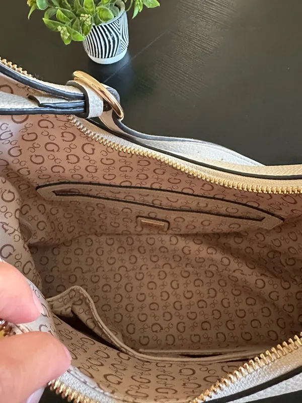 Guess wells hobo shoulder bag - Image 12