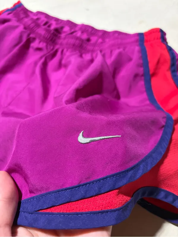Nike Women's Magenta Running Shorts with Red Side Panels medium - Image 5